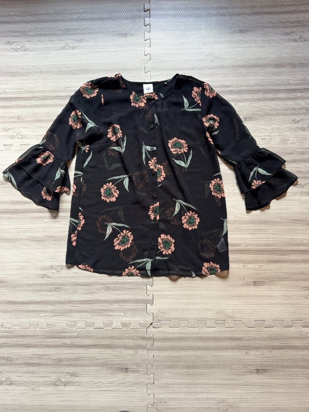 Cabi Women's La Di Da Sheer Floral 3/4 Bell Sleeve Button Front Blouse